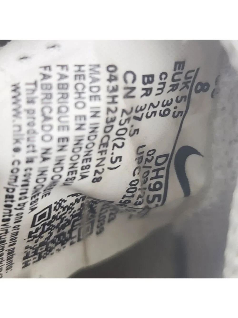Nike Waffle Debut DH9523-102 Women's US 8 Running Shoes White Athletic Sneakers